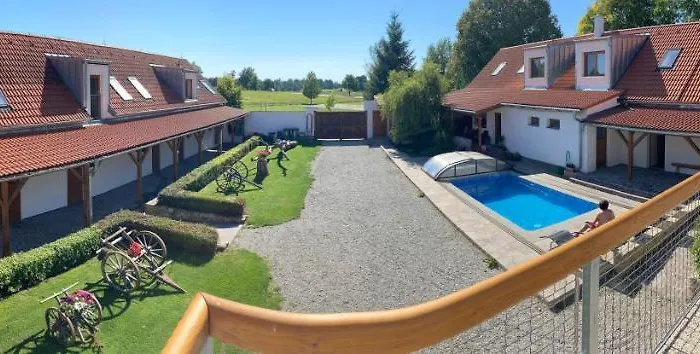 Za Humny 3* Stříbřec